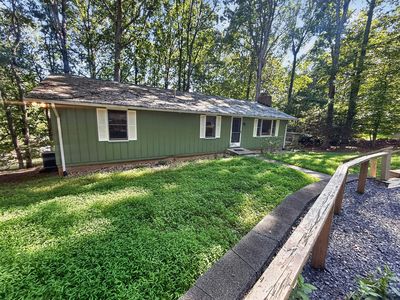 200 Retreat Ln