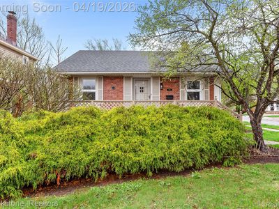 719 W Twelve Mile Rd