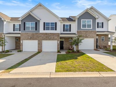 15 Loebner Ln