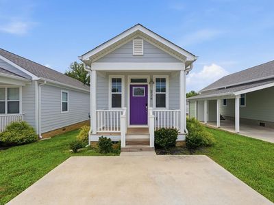 324 Hemlock Cir