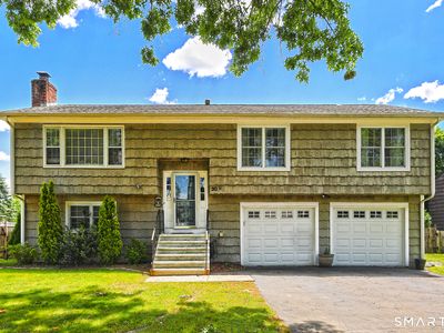 30 Squire Court