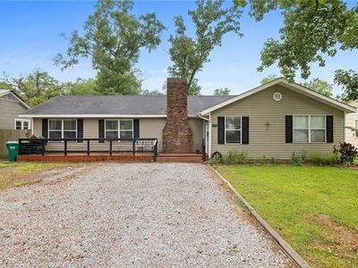 285 8th Street Dr