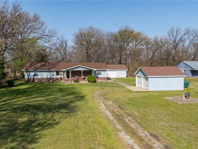 14745 Russell Rd