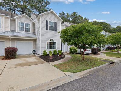 128 Plumgrass St