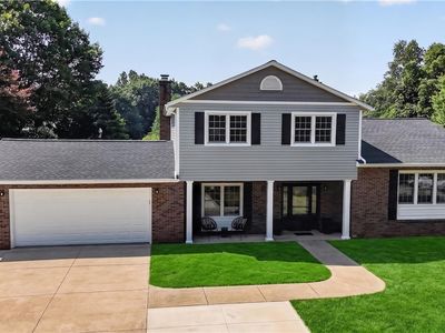 423 Winding Way