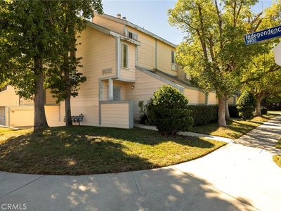 9933 Independence Ave Unit B