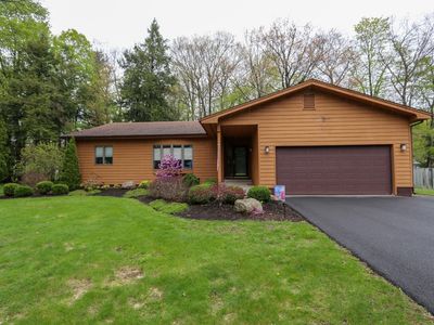 25 Pinebrook Dr