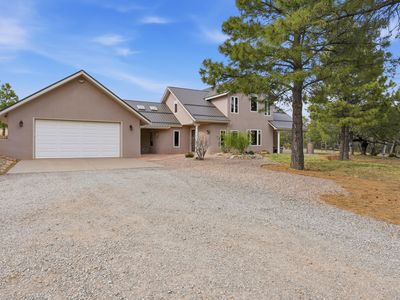 15 Blue Jay Rd