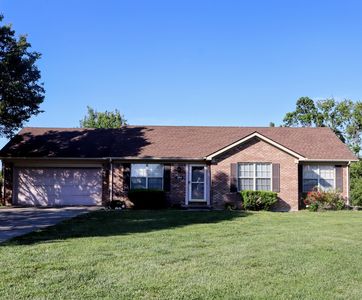 584 Ashley Ct