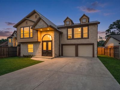 2112 Peppermill Rd