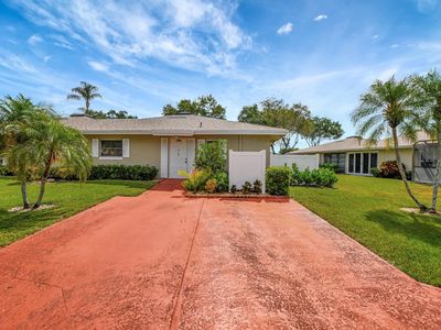 18868 Candlewick Drive W