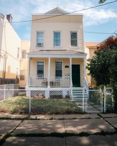 30 Gardner Ave