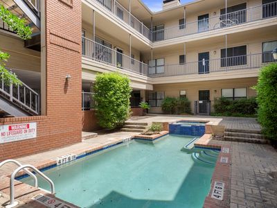 106 E 30th St APT 303