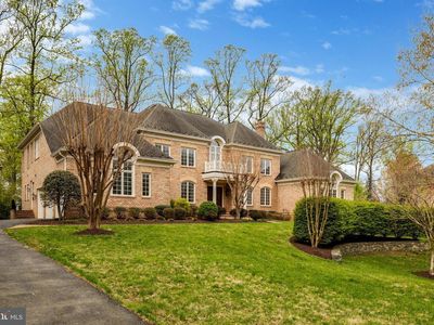 1204 Hunters Grove Ct