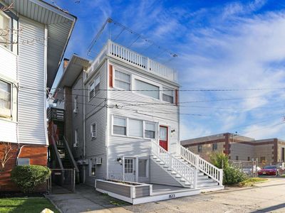 823 Ocean Ave APT B