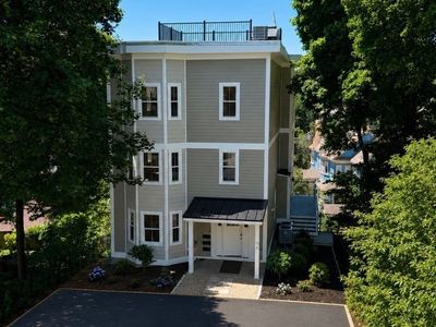 79-79A Sheridan St #3