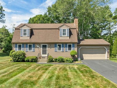 76 Presidential Cir