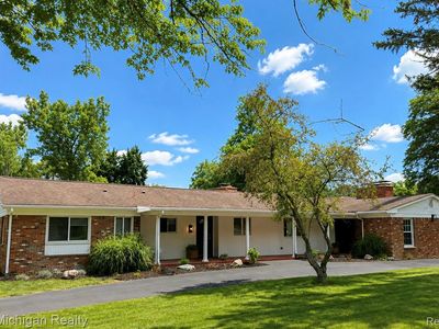 34281 Thornbrook Dr