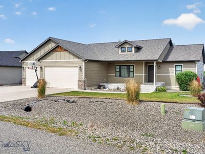618 Lacey Rd