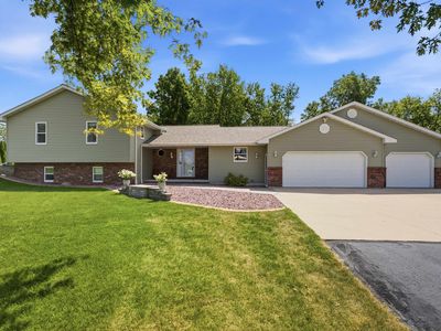 Property at W6817 Appletree Ct, Greenville, WI