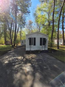27 Leisure Way