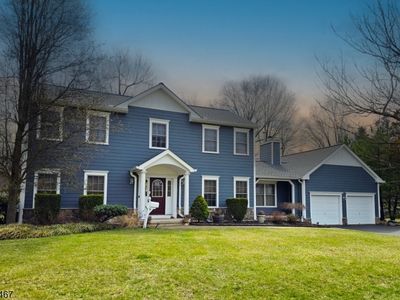 12 Circle Rd