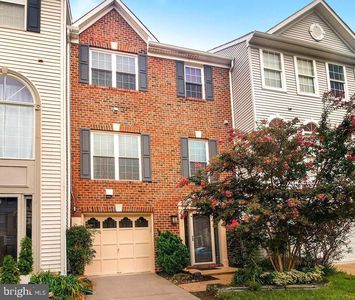 2711 Thornbrook Ct
