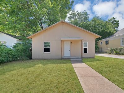 515 Woodrow Ave