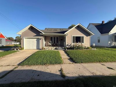 1086 Pike St