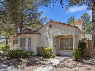 5449 Geneive Ln Unit 102