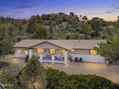 820 Devereaux Dr