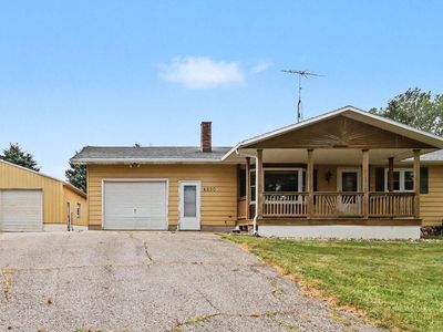 4890 W Kinney Rd