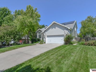 7432 Grand Oaks Dr