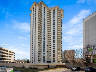 205 E Joppa Rd APT 2003