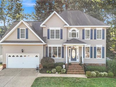 6232 N Mayfair Cir