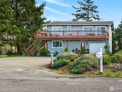 33612 J Place
