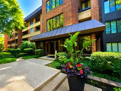 1401 Burr Oak Rd APT 303B
