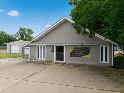 406 Live Oak St