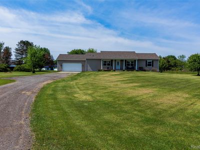 1872 Lonsberry Dr