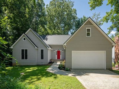 15 Glen Crest Dr