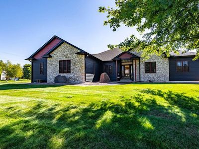 W7669 Fieldstone COURT