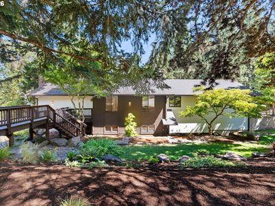 27 Marlboro Ln