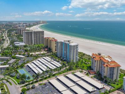 140 Seaview CT #704S