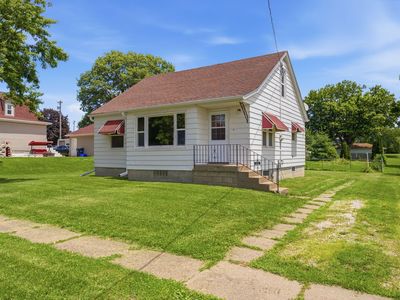 Property at 612 Locust St, Wilton, IA