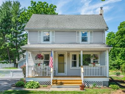 64 Main St