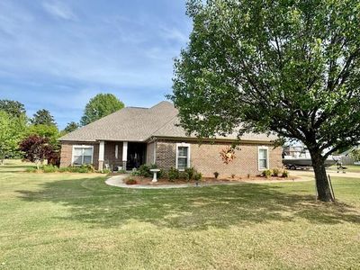 112 Longhorn Dr