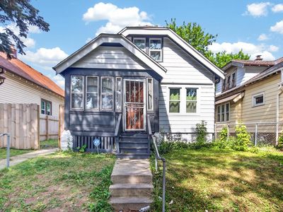 3827 Dr William Finlayson STREET