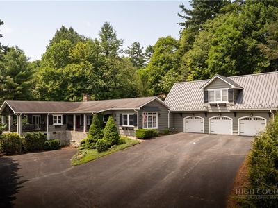 305 Laurel Lane