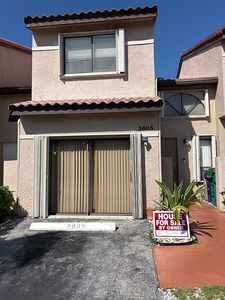 3605 Inverrary Blvd W