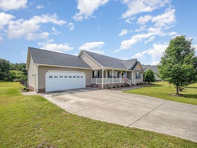 59 Long Grass Dr